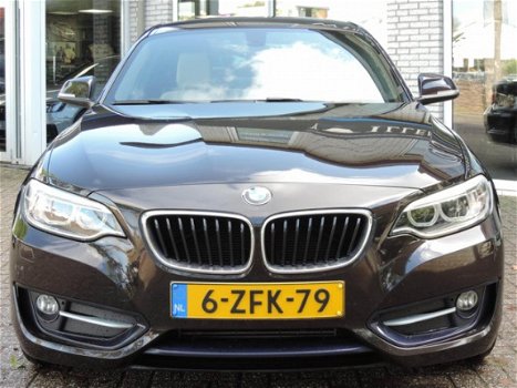 BMW 2-serie Coupé - 220d High Executive Aut. Leder Xenon Sportstoelen Navi Professional Stoelverwarm - 1