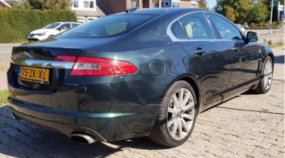 Jaguar XF - 2.7D V6 Premium Luxury - 1