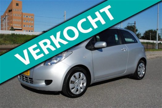 Toyota Yaris - 1.3 VVTi Sol MMT AUTOMAAT, AIRCO, APK, NAP - 1