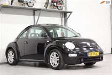 Volkswagen New Beetle - 2.0 Highline | Sportief | Stoelverwarming |
