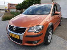 Volkswagen Touran - 1.4 TSI Cross 140 Pk Navigatie Clima Nieuwstaat