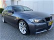 BMW 3-serie - 320i DynamicExe M-Pakket Xenon NAP Sportzetels - 1 - Thumbnail