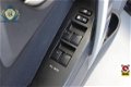 Toyota Auris - 1.8 Hybrid Executive Leder, Camera, Auto-park - 1 - Thumbnail