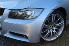 BMW 3-serie Touring - 318i M-SPORT PANO NAVI PROF XENON KEYLESS 18"