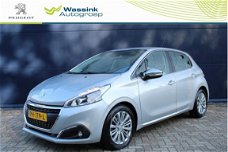 Peugeot 208 - 1.6 HDI Executive Navigatie/ Parkeersensoren