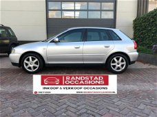 Audi A3 - 1.6 Attraction APK /airco / 5 drs / cruise control