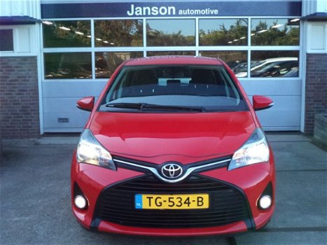 Toyota Yaris - 1.0 VVT-i Aspiration 2016 Elektrische ramen, Airco, Centrale vergrendeling met afstan - 1