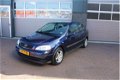 Opel Astra - 1.6i Sport - 1 - Thumbnail