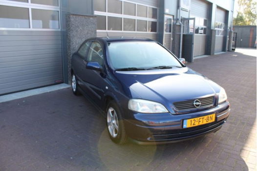 Opel Astra - 1.6i Sport - 1