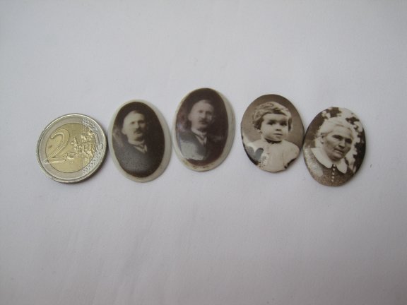 Lotje antiek keramiek porselein en metalen foto portret cabochons 2.6x1.9 cm - Afbeelding 3