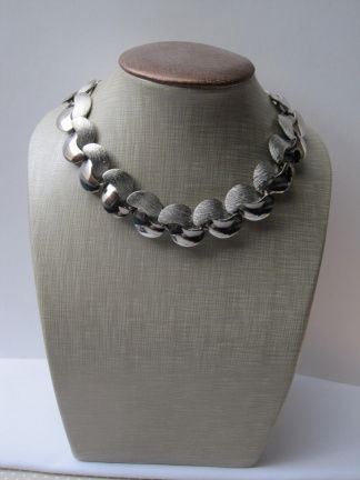 Ketting zilverkleurig metaal glad en brushed schakels 32-39 cm. - nr. 1