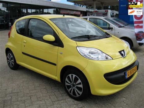 Peugeot 107 - 1.0-12V XR ST-BEKR-ELEKTR-R-TOPPER - 1