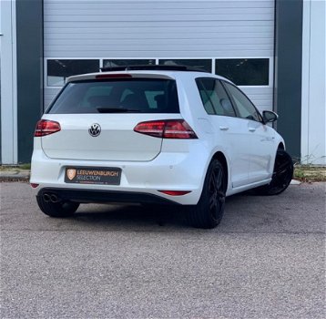 Volkswagen Golf - 1.4 TSI Business Edition R | Pano | ACC | Camera - 1