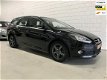 Ford Focus Wagon - 1.6 TDCI ECOnetic Lease Titanium Bj.13|navi|pdc|lmv|vol opties - 1 - Thumbnail