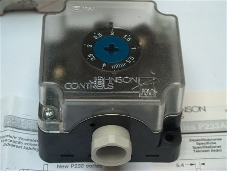 Johnson controls luchtdrukschakelaar p233a-4-aac - 2