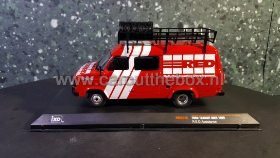 Ford Transit MKII RED rally assistance 1985 1:43 Ixo - 1