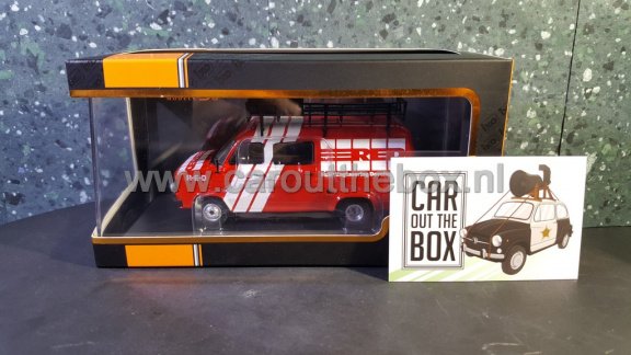 Ford Transit MKII RED rally assistance 1985 1:43 Ixo V271 - 4