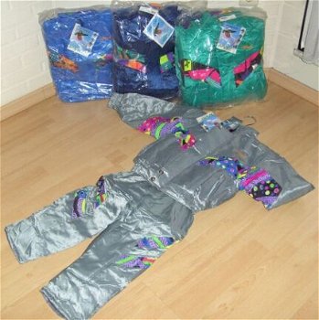 SKIPAK ASSORTIE Kleuren 2 DLG. NIEUW VOOR KINDEREN MT 98 - 2