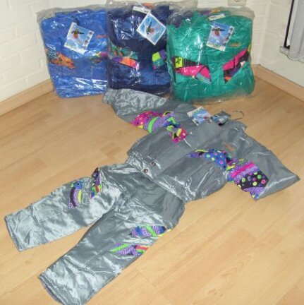 SKIPAK ASSORTIE Kleuren 2 DLG. NIEUW VOOR KINDEREN MT 104 - Afbeelding 2