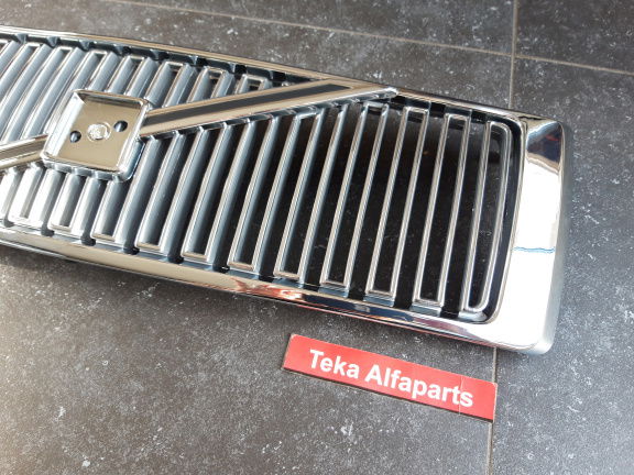 Volvo 440 460 (88-93) Grill ↔65cm ↕20cm NOS - Afbeelding 3