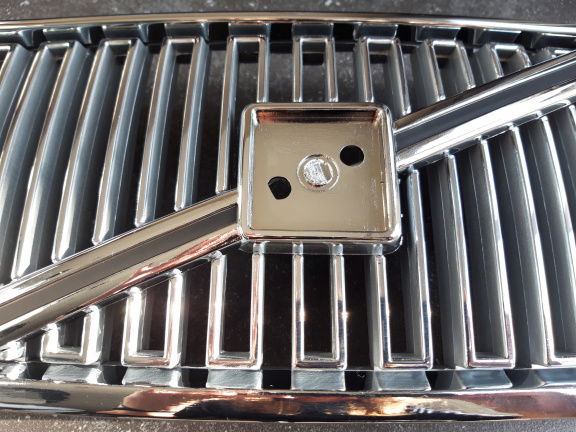 Volvo 440 460 (88-93) Grill ↔65cm ↕20cm NOS - Afbeelding 4