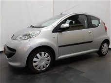 Peugeot 107 - 1.0-12V XS