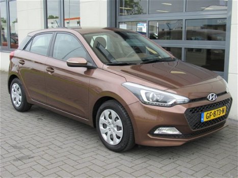 Hyundai i20 - 1.2 HP i-Motion Dealer onderhouden Fabrieksgarantie 12/2021 - 1