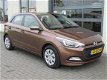 Hyundai i20 - 1.2 HP i-Motion Dealer onderhouden Fabrieksgarantie 12/2021 - 1 - Thumbnail