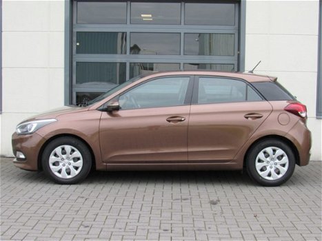 Hyundai i20 - 1.2 HP i-Motion Dealer onderhouden Fabrieksgarantie 12/2021 - 1