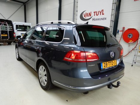 Volkswagen Passat Variant - 1.6 TDI Comfort Executive Line BlueMotion - 1