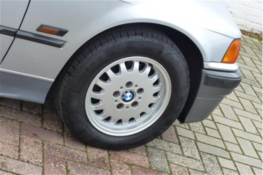 BMW 3-serie Compact - 316i GOEDE STAAT AUT STUURBEKR 4 NIEUWE BANDEN - 1