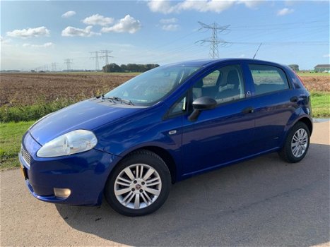 Fiat Grande Punto - 1.4 Actual 5 drs 2007 met airco - 1