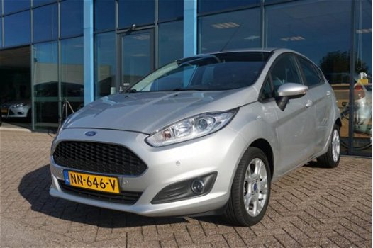 Ford Fiesta - 1.0 Style Ultimate Navi Parkeersensoren Cruise Control Bluetooth *Lage KM-stand - 1