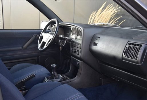 Volkswagen Passat - 1.8 GT Edition One | Schuif-kantel dak | LM velgen | RIJKLAAR PRIJS - 1