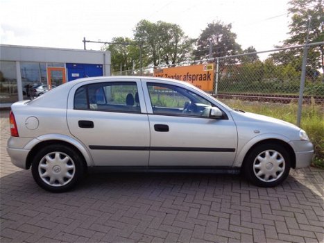 Opel Astra - 1.6 Sport APK tot 03-09-2020 MEENEEM PRIJS - 1