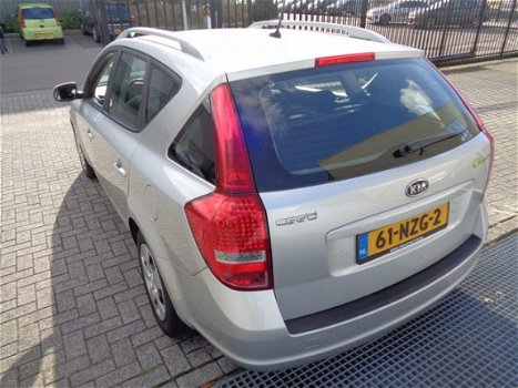 Kia Cee'd - 1.4 CVVT X-tra/Airco - 1