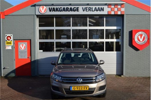 Volkswagen Tiguan - 1.4 TSI ...schuifdak...hogere instap - 1