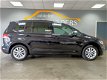 Volkswagen Touran - 1.6 TDI SCR Comfortline 3-Zone Clima/Adaptive Cruise/Navi - 1 - Thumbnail