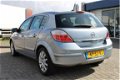 Opel Astra - 1.9 CDTi Cosmo AUTOMAAT Huurkoop Inruil Garantie Apk - 1 - Thumbnail