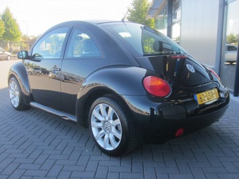Volkswagen Beetle - 2.3 V5 170pk Highline Leder, Clima, Schuifdak - 1