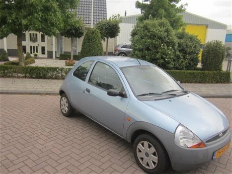 Ford Ka - 1.3 Futura ka bj 2005134457km nap boekjes sleutels kompleet nieuwe apk - 1