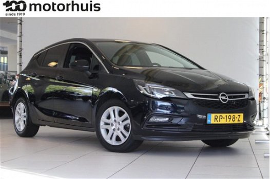 Opel Astra - 1.0 TURBO 105PK BUSINESS+ NAVI PDC TEL HAAK NAP - 1