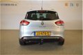 Renault Clio Estate - TCe 90 Limited | Parkeersensoren | Navigatie | RIJKLAARPRIJS INCLUSIEF AFLEVER - 1 - Thumbnail