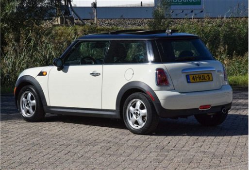 Mini Mini Cooper - 1.6 / panorama schuif/kanteldak / airco / zwarte hemel - 1