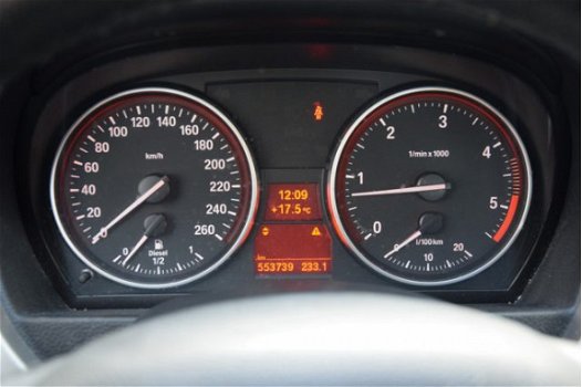 BMW 3-serie Touring - 325d Executive / dealer onderhouden / navi / cruise control / - 1