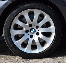 BMW 3-serie Touring - 325d Executive / dealer onderhouden / navi / cruise control /