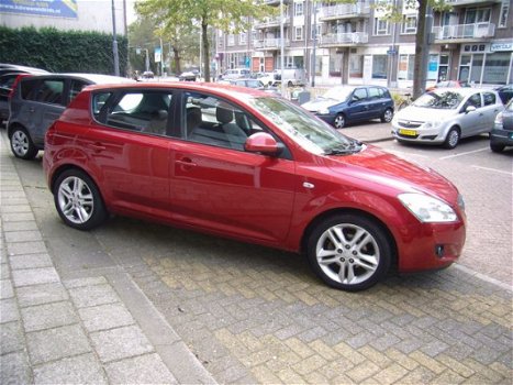 Kia Cee'd - 1.6 X-ECUTIVE ECC / LM benzine - 1