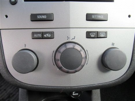 Opel Corsa - 1.4-16V Cosmo / Clima / Fietsendrager / Lmv - 1