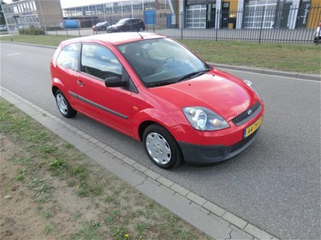 Ford Fiesta - 1.3-8V Champion - 1