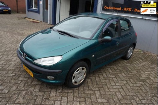 Peugeot 206 - 1.4 XT - 1